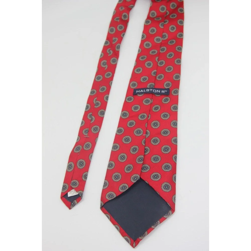 Halston III Men's Necktie Tie Silk Red Geometric USA Preppy Old Money Classic